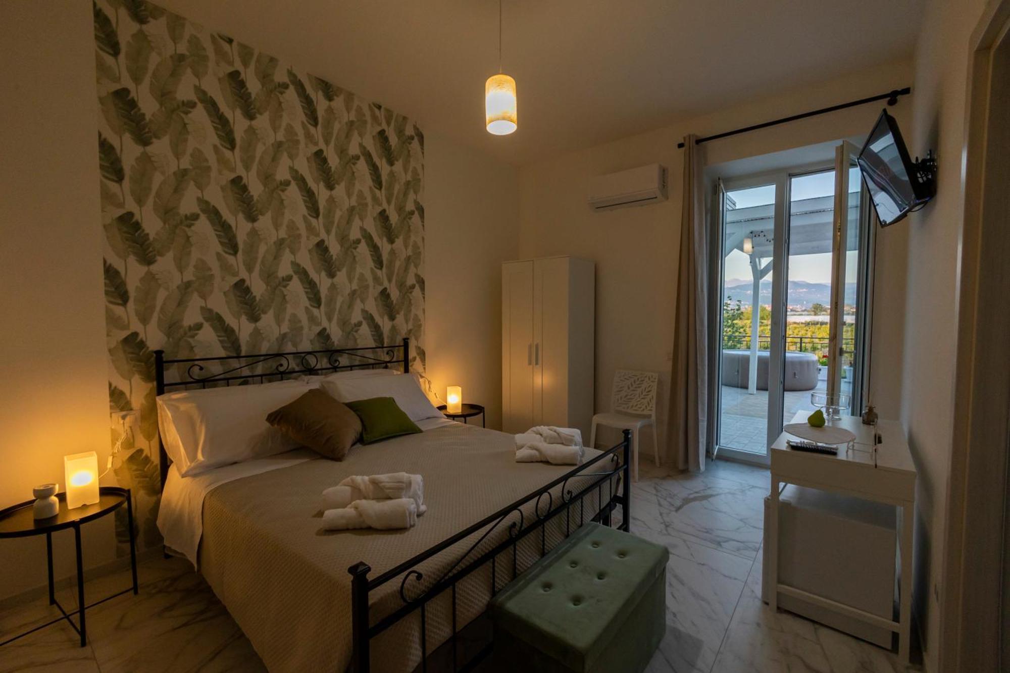 Cientopera Suite Rooms Pontecagnano Faiano Exterior foto