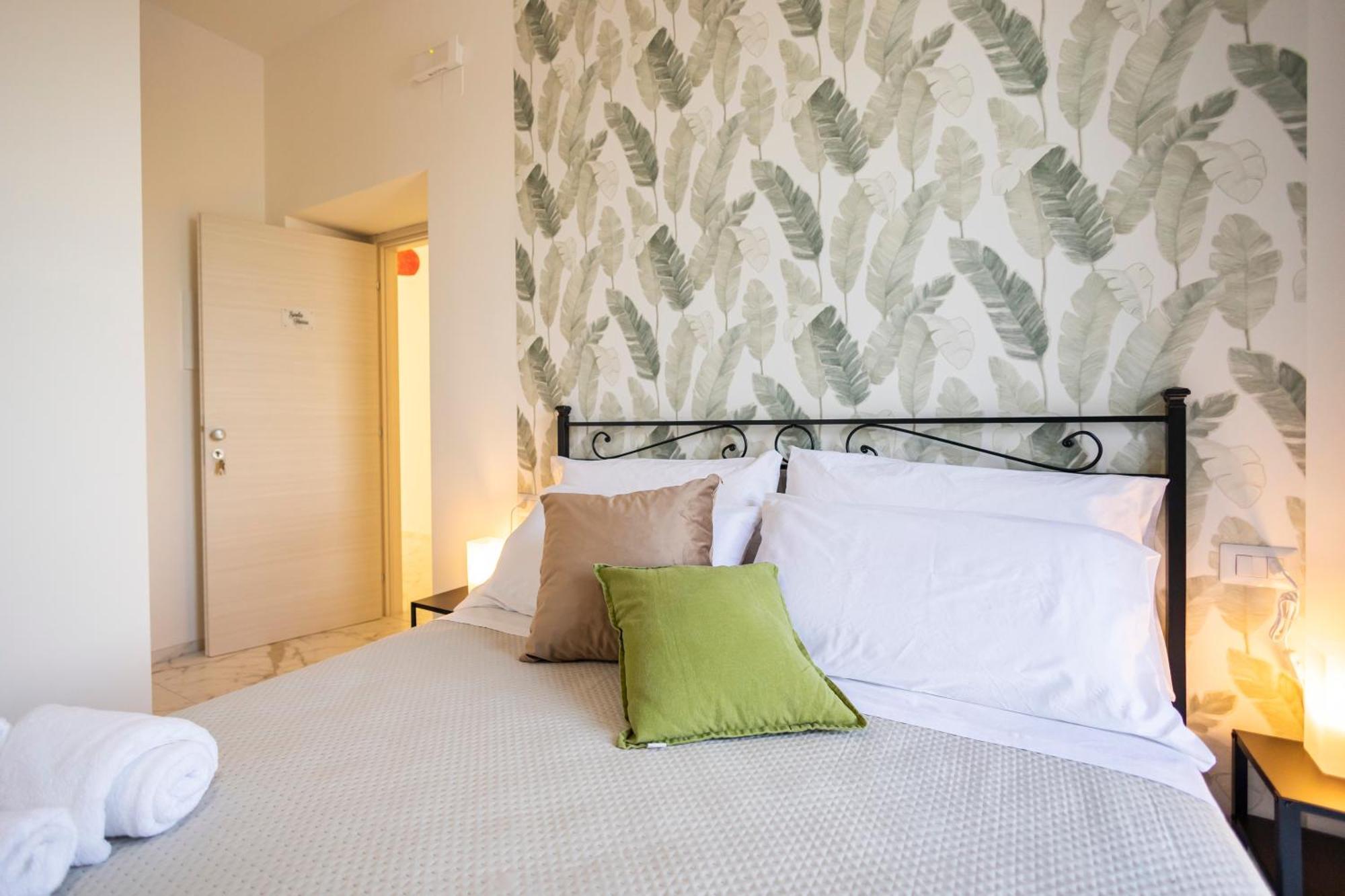 Cientopera Suite Rooms Pontecagnano Faiano Exterior foto